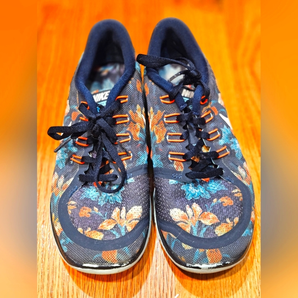 Nike free 5.0 women's size 6